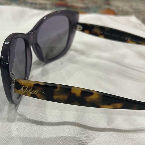 PREOWNED RALPH LAUREN RA 5190 SUNGLASSES ( NICE ) CAT EYE PURPLE TORTOISE - Picture 2 of 12